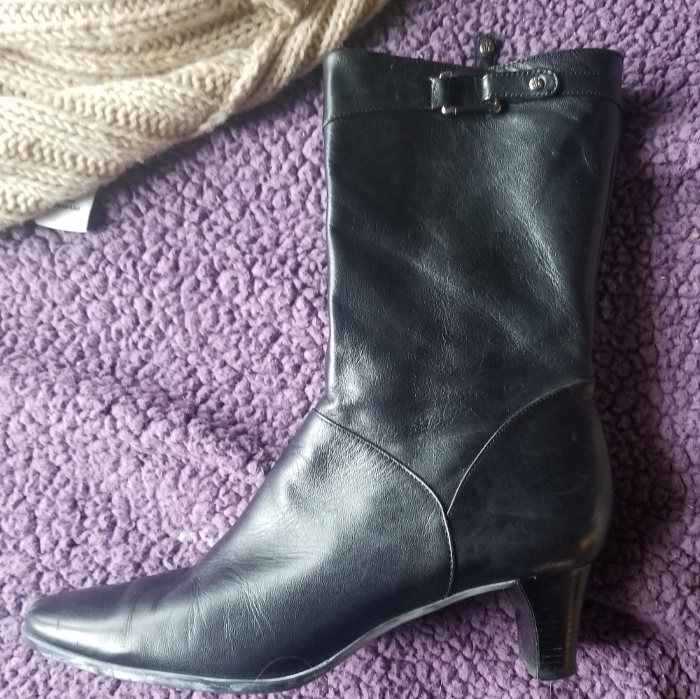 Booties - Picture 4 of 4